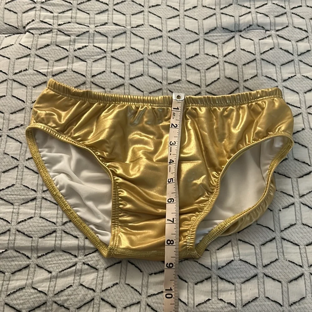 Chubbies - Picture 2 of 5